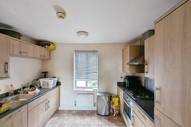 50, Sinclair Drive, Hampshire photo 4