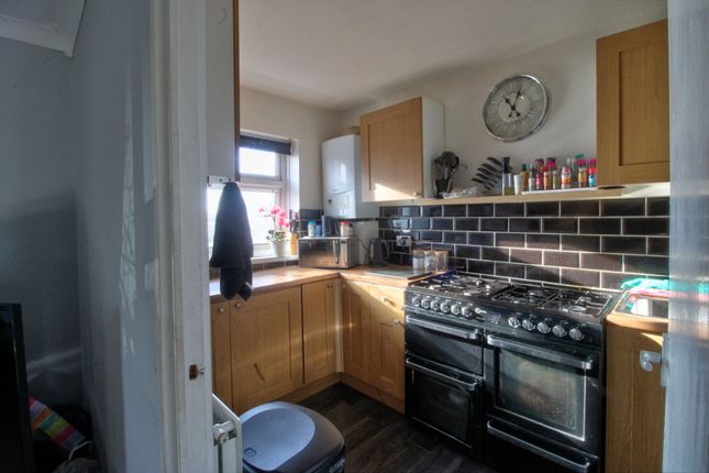 143 Mallows Green, Harlow photo 4