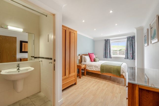 Apartment 21, Waves,, Watergate Bay, Cornwall photo 2
