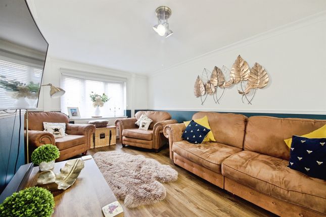 9, Upper Stoneyfield, Harlow photo 5
