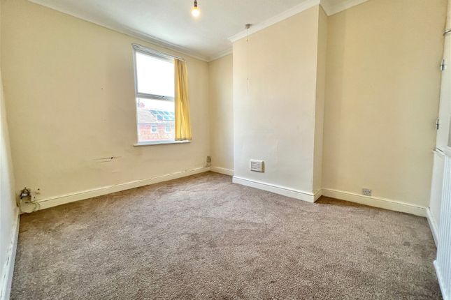 End terrace house for sale in Thorneywood Rise, Nottingham, Nottinghamshire