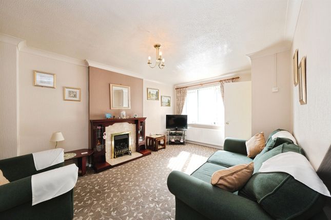 7, Sherbourne Avenue, Chesterfield photo 2
