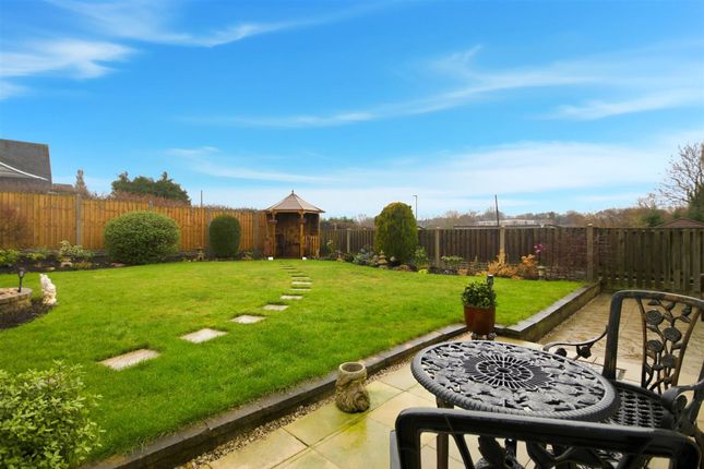 3 Malham Close, Chesterfield photo 3