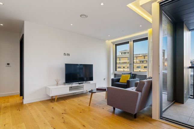 Flat 34 Ashley House, 3, Monck Street, London photo 2