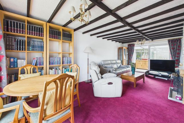 Brookside Cottage, Mill Lane, Gloucester photo 3