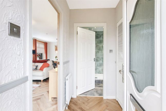 6, Clydesdale Place, Lanarkshire photo 3