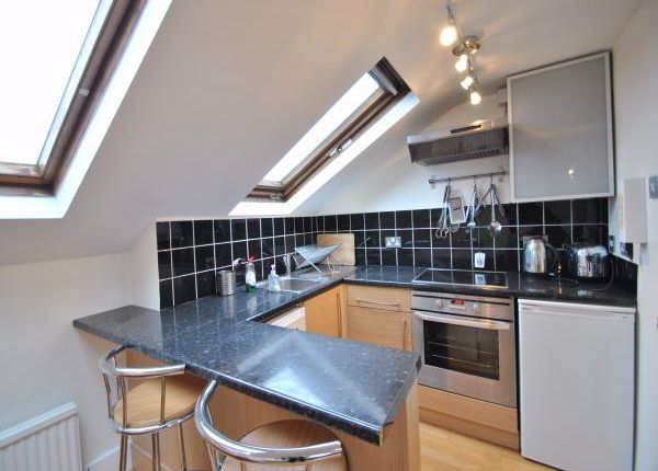 TFF, 40, Delaford Street, London photo 3