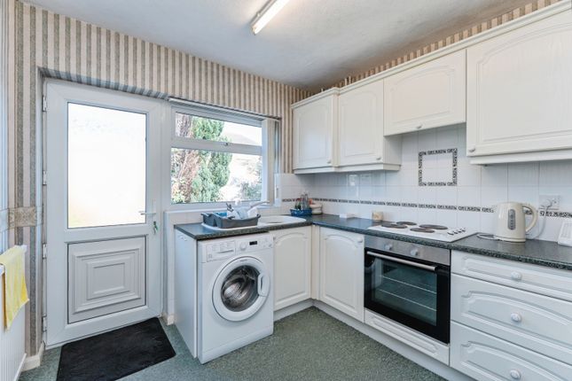 14, Awelon Mor, Denbighshire photo 4