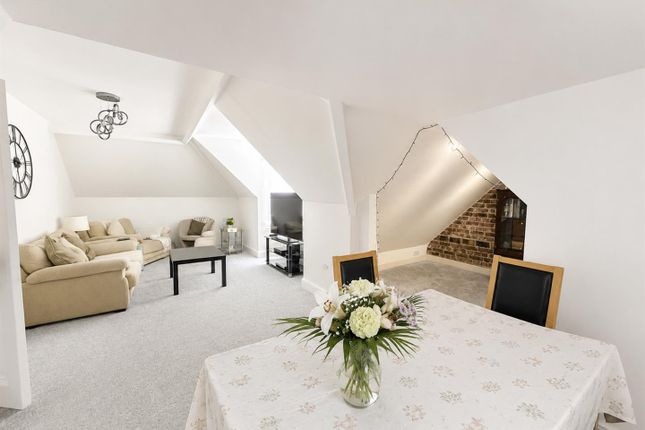 28B, Arlington Road, Eastbourne photo 2