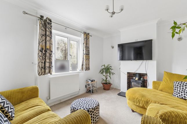 44, Grove Road, Amersham photo 4