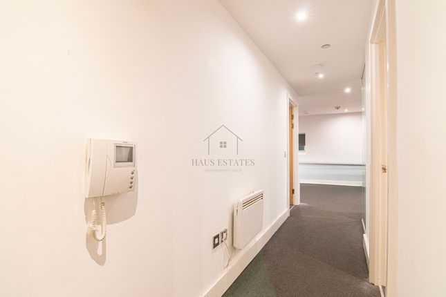 Apt 111, Nottingham photo 5