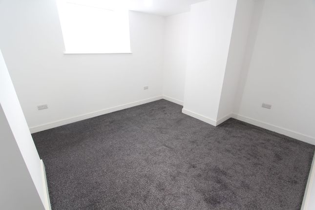 Flat to rent in Flat 6 102 Chaucer Close, Sheffield