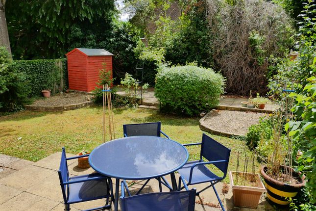 4, Ebor Gardens, Calne photo 2
