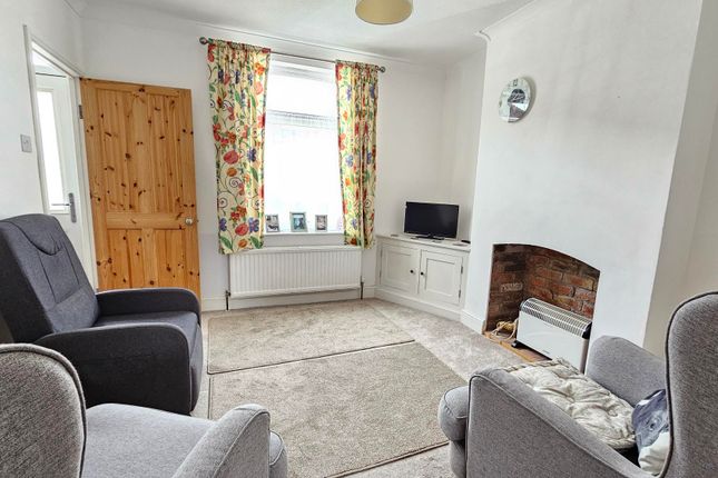 End terrace house for sale in Castle Terrace Road, Sleaford