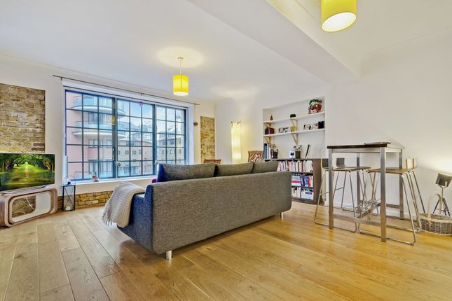 Thumbnail Flat to rent in Eagle Wharf Court, Lafone Street, London