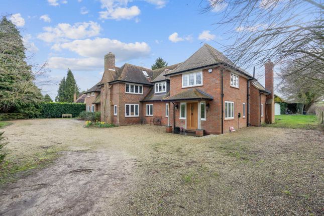 Country house for sale in Oddley Lane, Saunderton