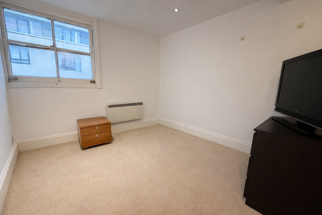 Flat 7, Royal Crescent Road, Southampton photo 4