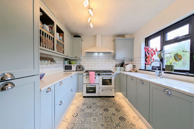 20b, Whitepit Lane, Newport photo 3