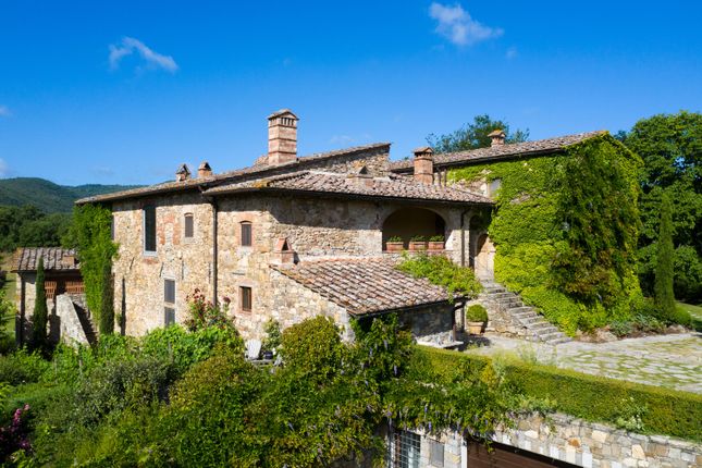 Farmhouse for sale in Radda In Chianti, Siena, Tuscany, Italy