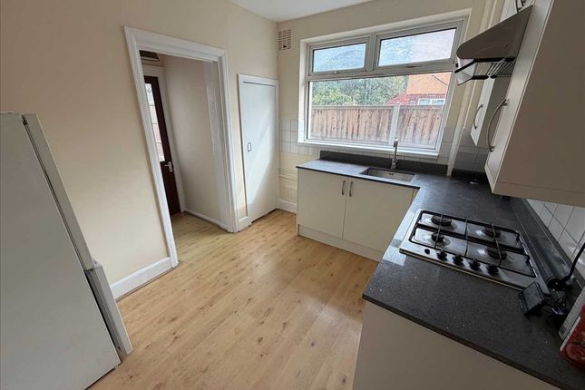 22A, Staines Road, Feltham photo 5