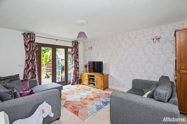 8, Manor Farm Mews, Runcorn photo 4
