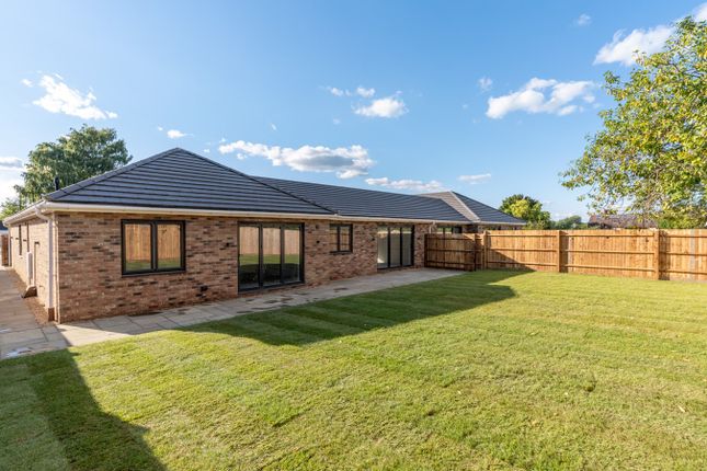 Thumbnail Bungalow for sale in Ash Lane, Down Hatherley, Gloucester