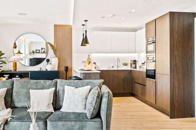 Kitchen 2.Jpg