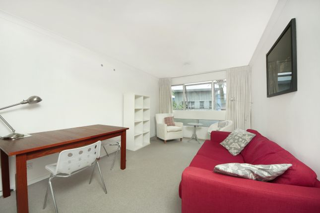 1 bed flat for sale in Fairlea Place, London W5