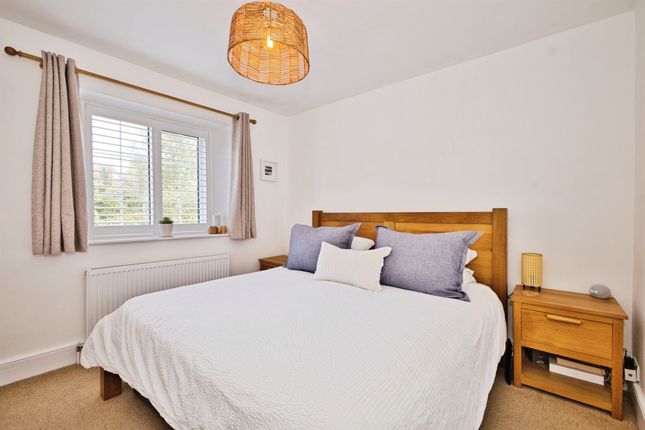 22a, South Street, South Petherton photo 4