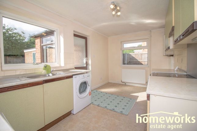 1, Willow Grove, Dereham photo 4