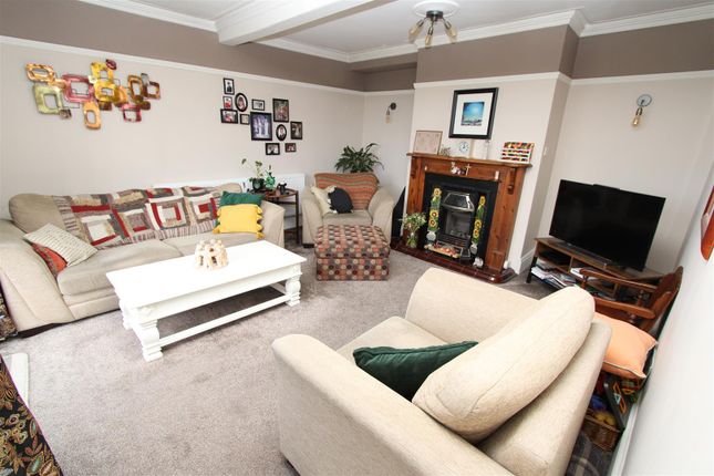 307, Moorside Road, Bradford photo 5