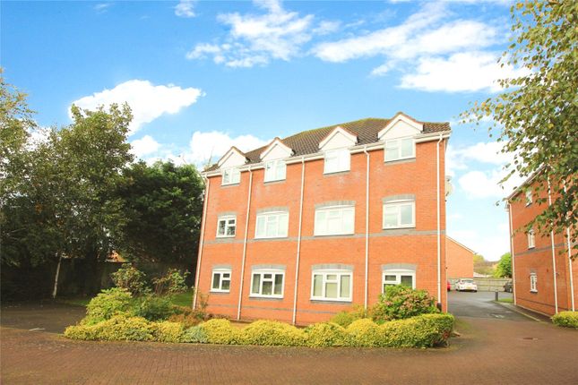 Flat to rent in Button Drive, Bromsgrove, Worcestershire