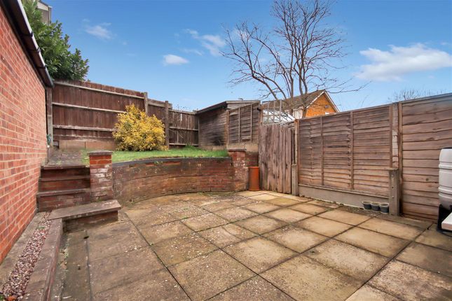 78, Keats Way, Rushden photo 4