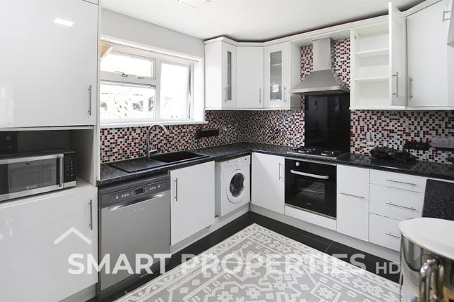 47, Lawton Street, Huddersfield photo 4