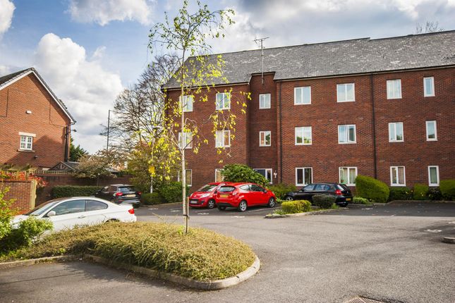 2 bed flat for sale in Mill Court Drive, Radcliffe, Manchester M26