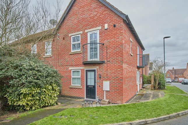 Town house to rent in Bartlett Close, Earl Shilton, Leicester