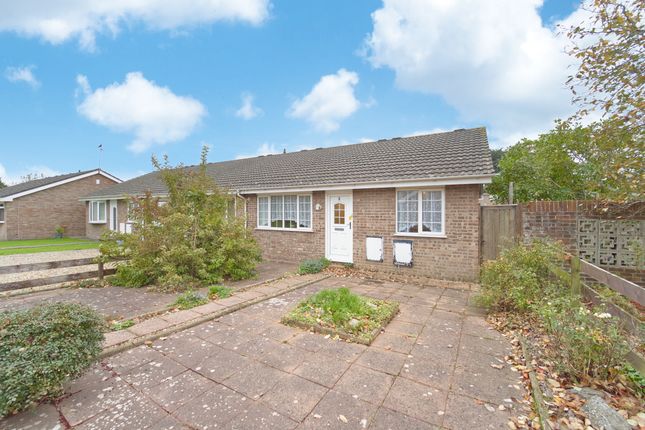 2-bed house on 8 Summer Lane North, Worle, Weston s Mare, £220,000