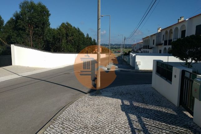 Thumbnail Land for sale in São Martinho Do Porto, São Martinho Do Porto, Alcobaça