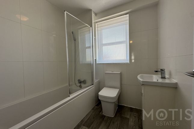13 Majestic Parade, Sandgate Road, Folkestone photo 4