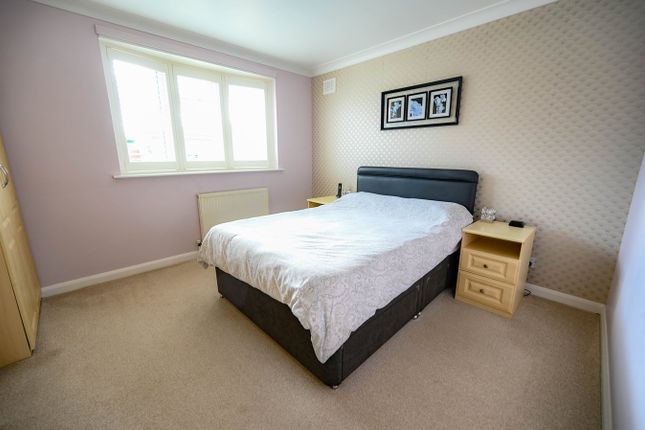 31, Mimosa Avenue, Wimborne photo 4