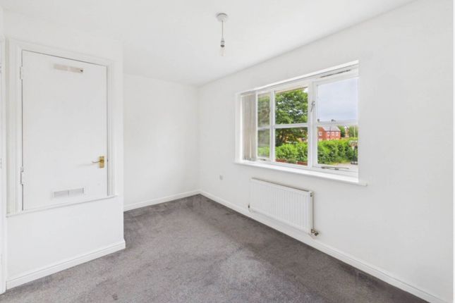 131 Stratford Road, Milton Keynes photo 4