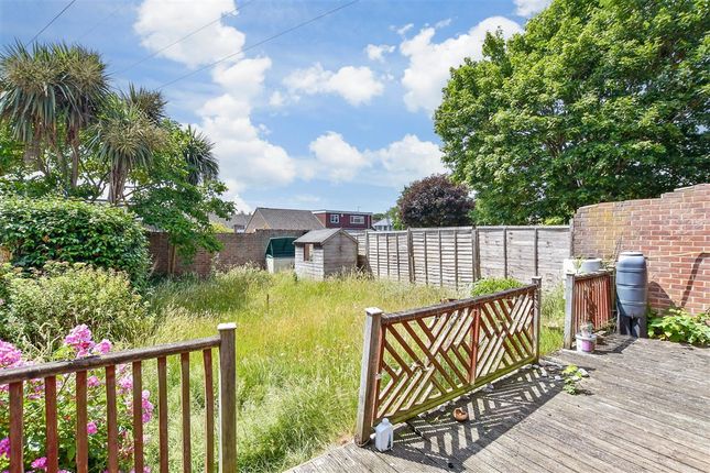 Keats Road Larkfield, Aylesford photo 2