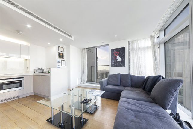 Flat for sale in 3 Pan Peninsula Square, Canary Wharf, London