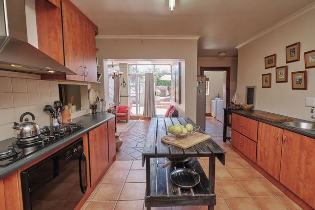 Detached house for sale in 21 Pelican Way, Durbanville Central, Northern Suburbs, Western Cape, South Africa