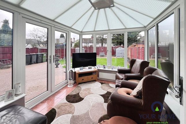 25, Tewkesbury Drive, Warwickshire photo 3