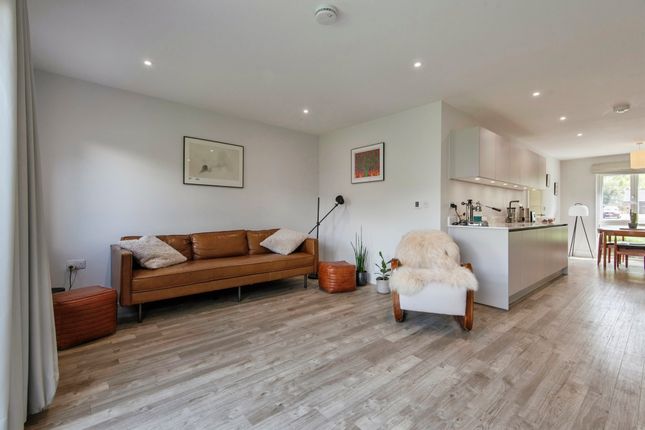 6, Marvell Green, Royston photo 4