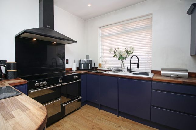 148, West Drive, Thornton-Cleveleys photo 4
