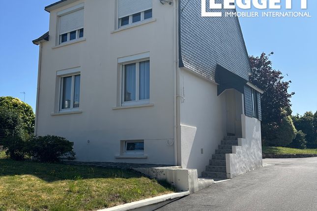 Villa for sale in Gourin, Morbihan, Bretagne
