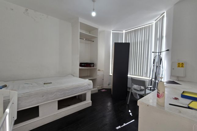 8, Hannan Road, Liverpool photo 4