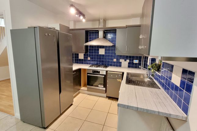 Thumbnail Semi-detached house to rent in Compton Close, London